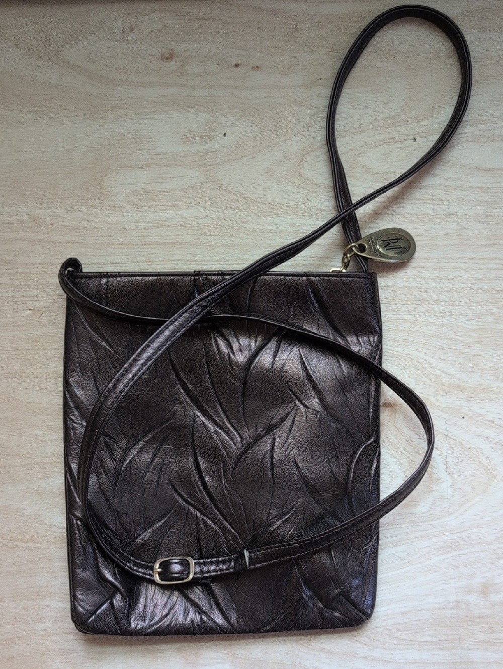 Jessica McClintock Metallic Brown Crossbody Bag Perfect For Prom Festivals 90s